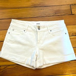White Hudson jean shorts size 28 never worn, Croxley style, mid-thigh short.
